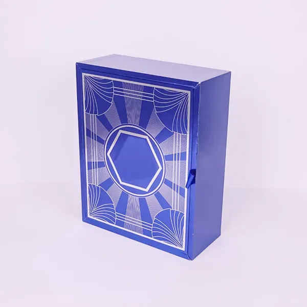 Магнитные подарочные коробки